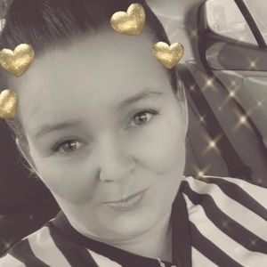 Meet your Posher, Christy